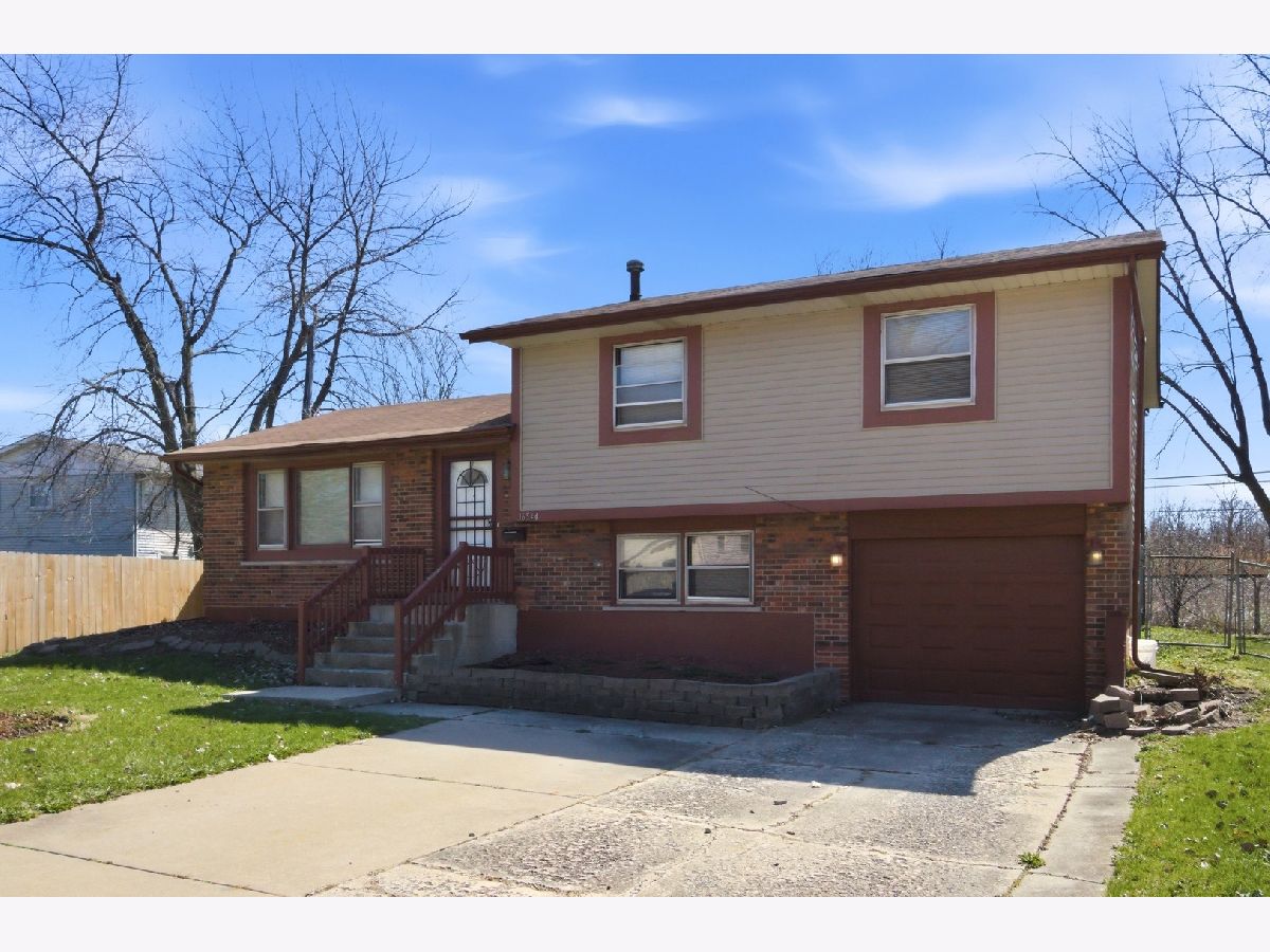 Homes For Sale Hollandale South Holland Illinois, 16544 Prairie Avenue