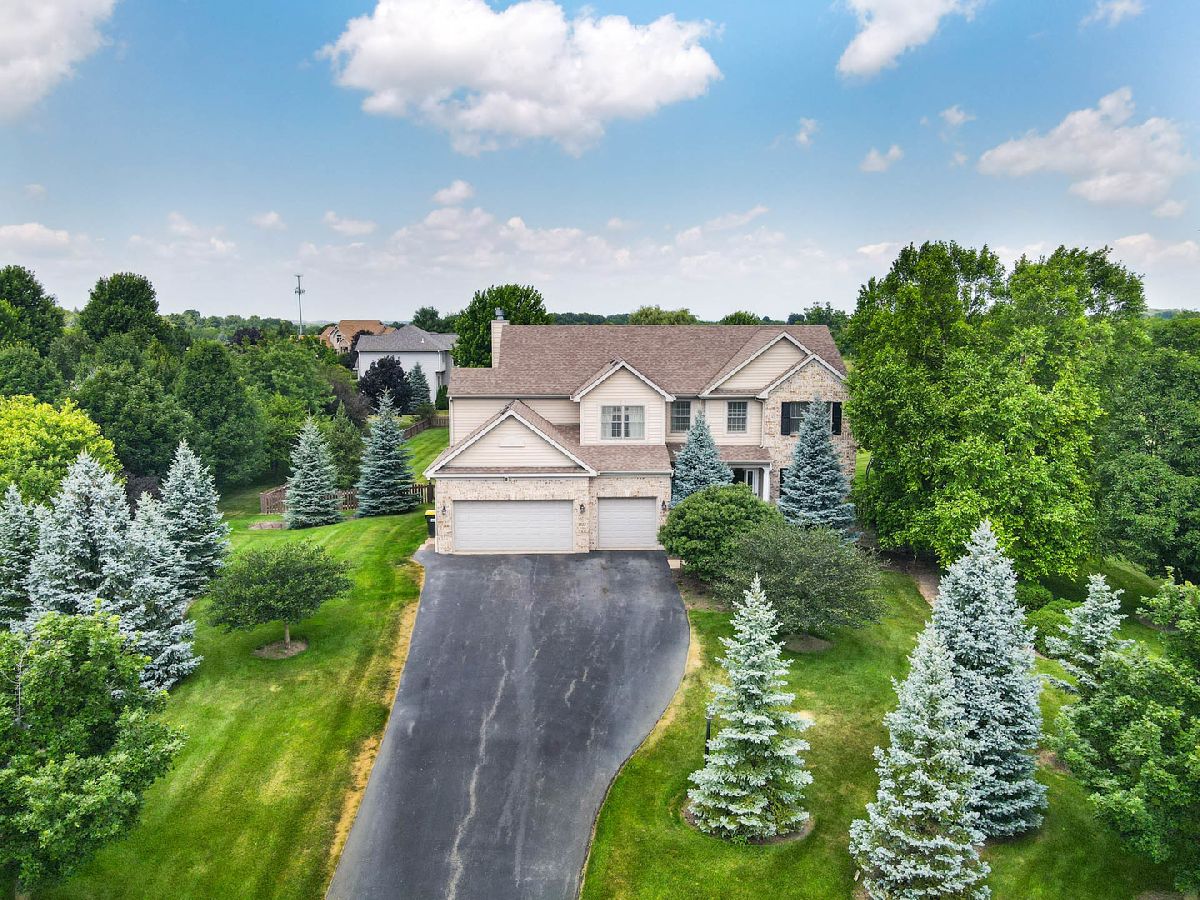  For Sale Spring Grove Illinois, 3822 Magnolia Drive