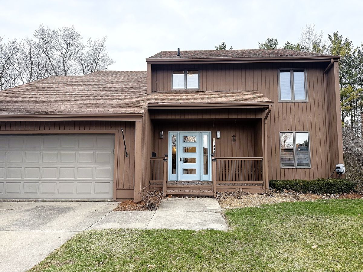  For Sale Dixon Illinois, 1225 Eustace Drive