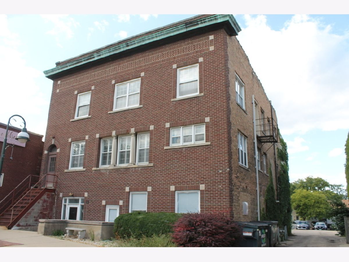  Rented St Charles Illinois, 314-316 Main