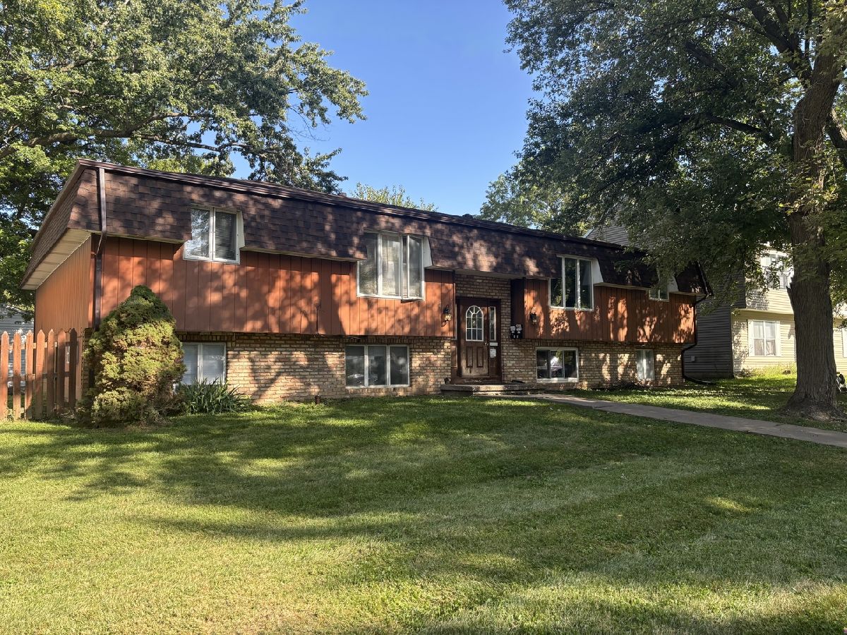  For Rent Davenport Iowa, 1407 Bridge