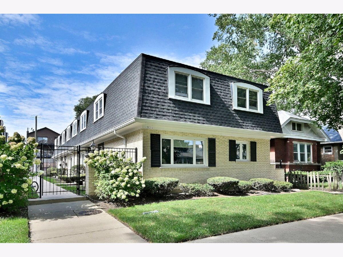  Rented Chicago Illinois, 7324 Bell