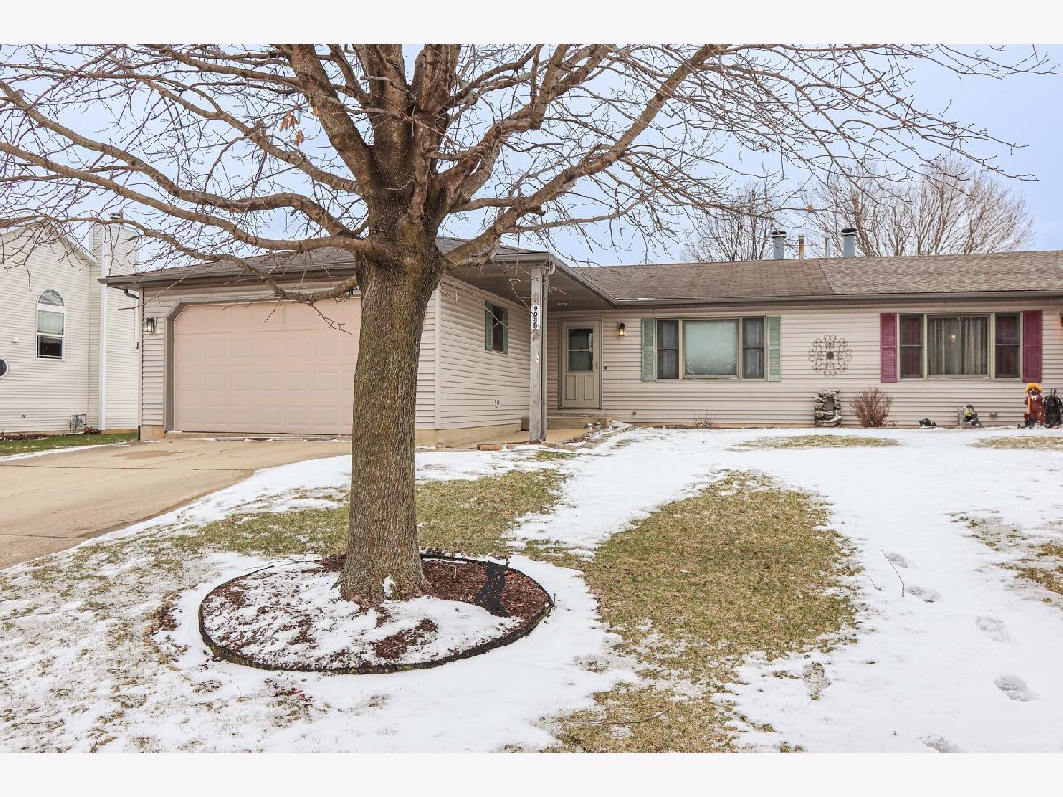  For Sale Yorkville Illinois, 904 Harvest Trail