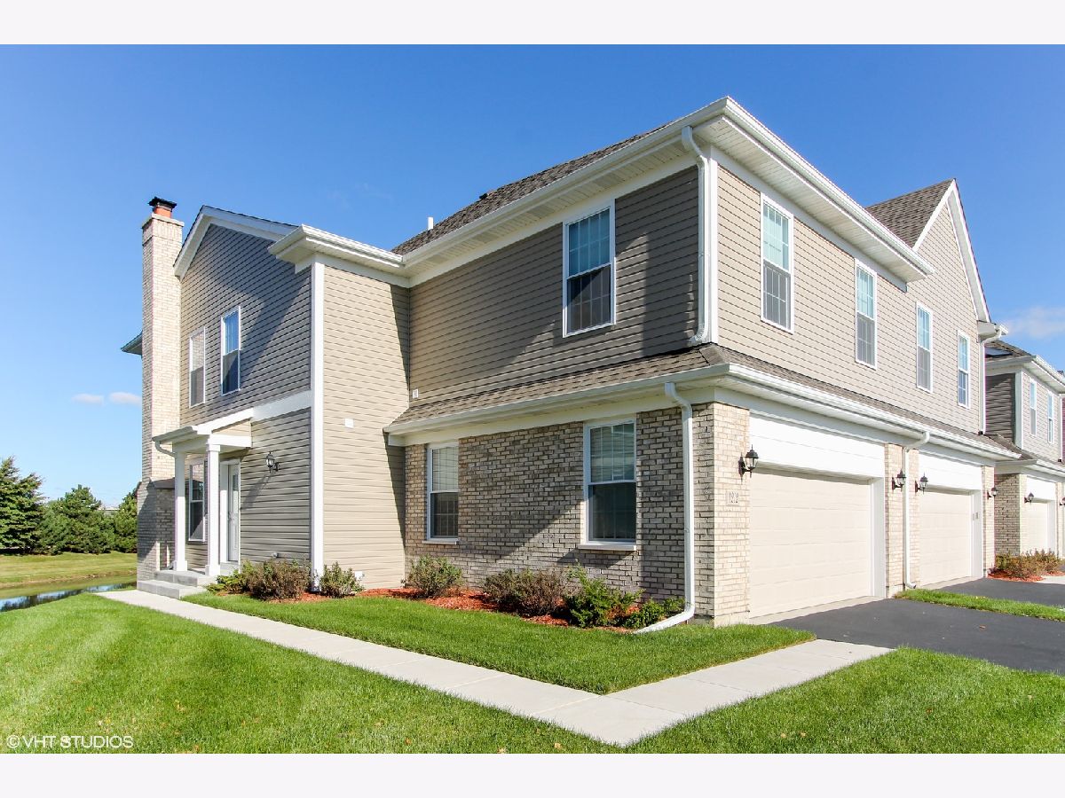  For Rent Elgin Illinois, 1154 Megan