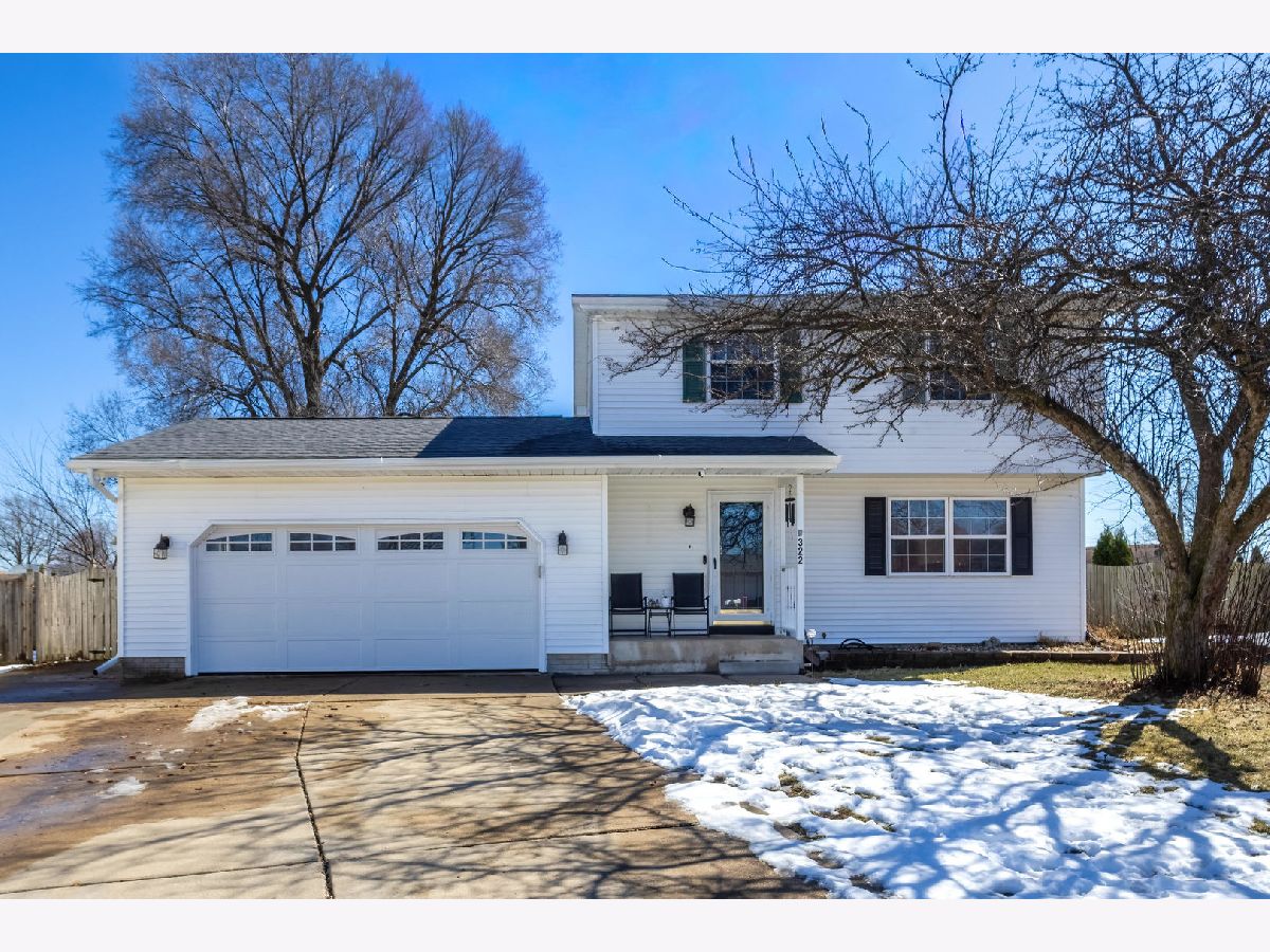  For Sale Colona Illinois, 322 Sullivan Drive