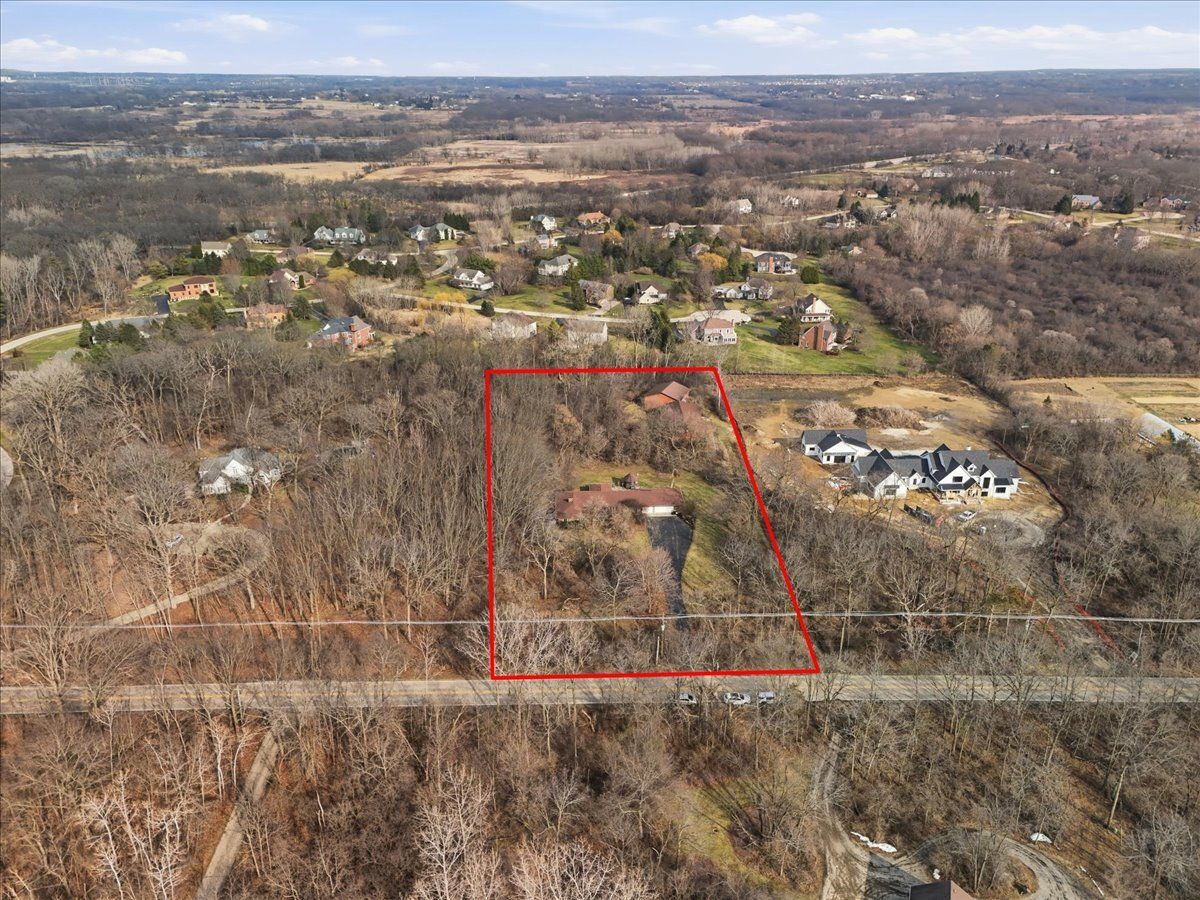  For Sale Old Mill Creek Illinois, 40335 Mill Creek Road