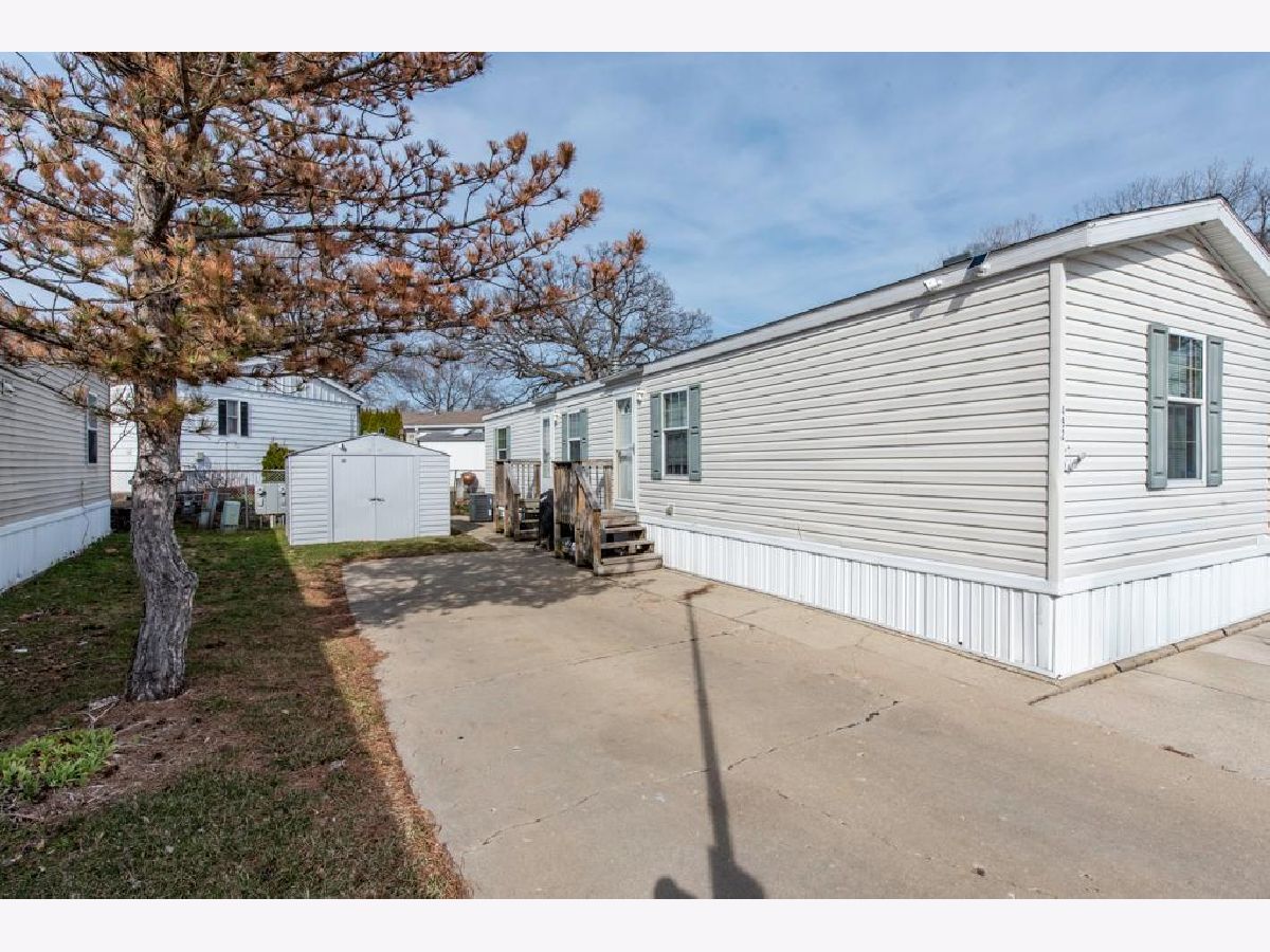  For Sale Beach Park Illinois, 38569 Sheridan Road