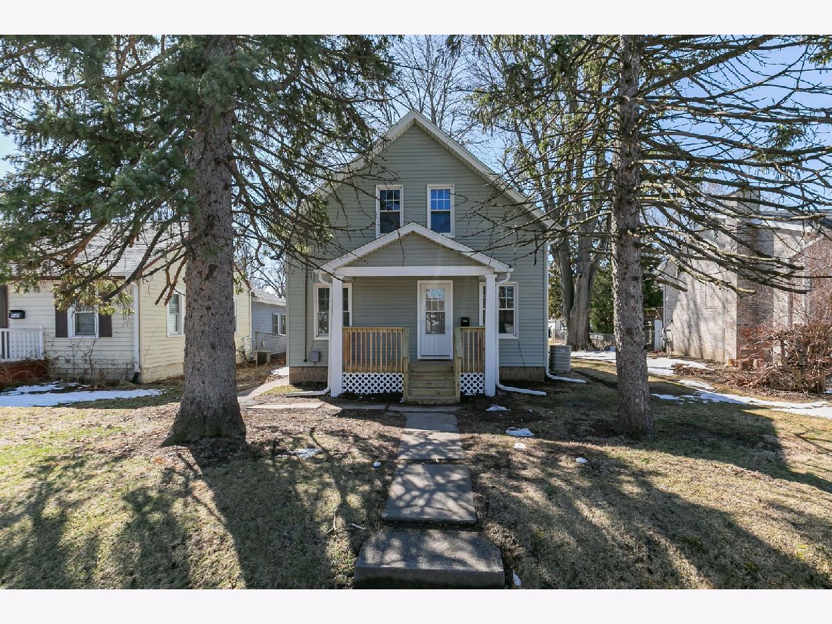  For Sale Moline Illinois, 4118 10th Avenue