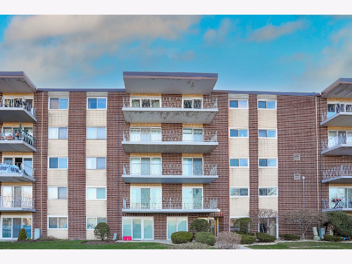  For Sale Downers Grove Illinois, 2900 Maple Avenue