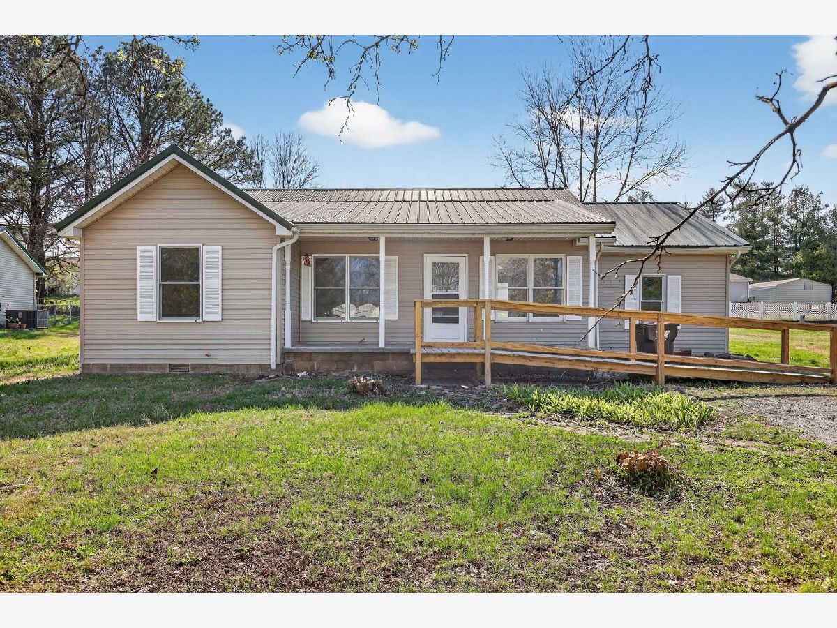  For Sale Vienna Illinois, 109 Illini Court