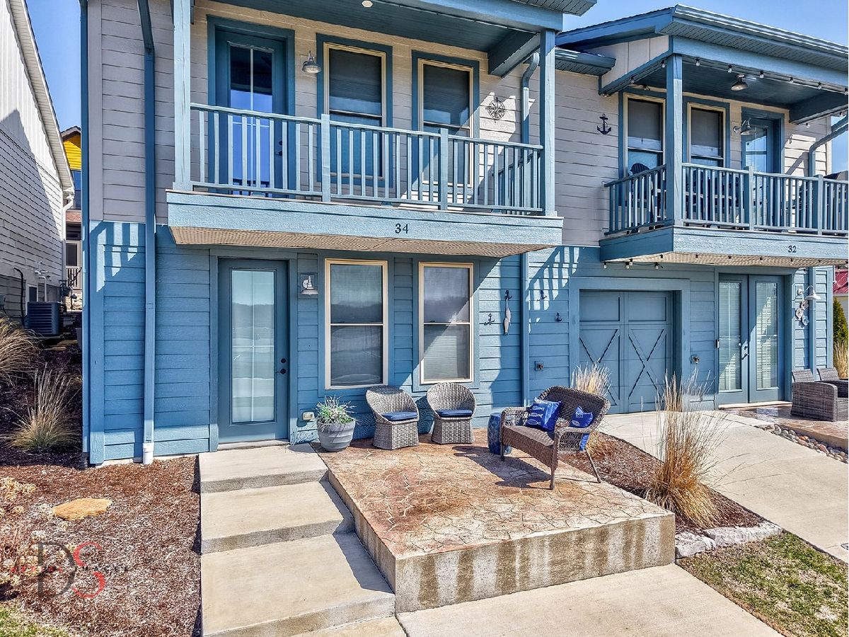Homes & Condos & Townhomes For Sale Heritage Harbor Ottawa Illinois, 100 Great Loop Drive #34