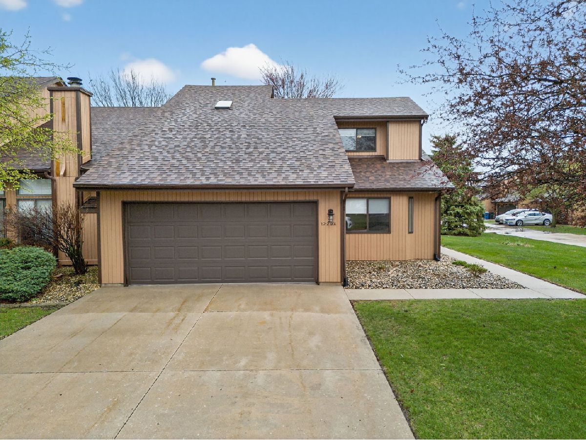  For Sale Morris Illinois, 1229 Lakewood Drive