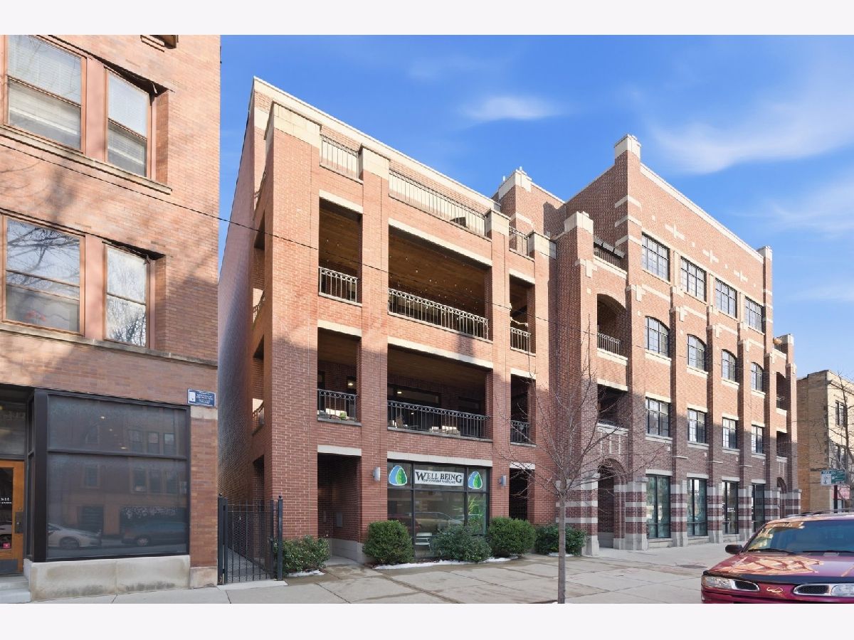  For Sale Chicago Illinois, 4821 Damen Avenue