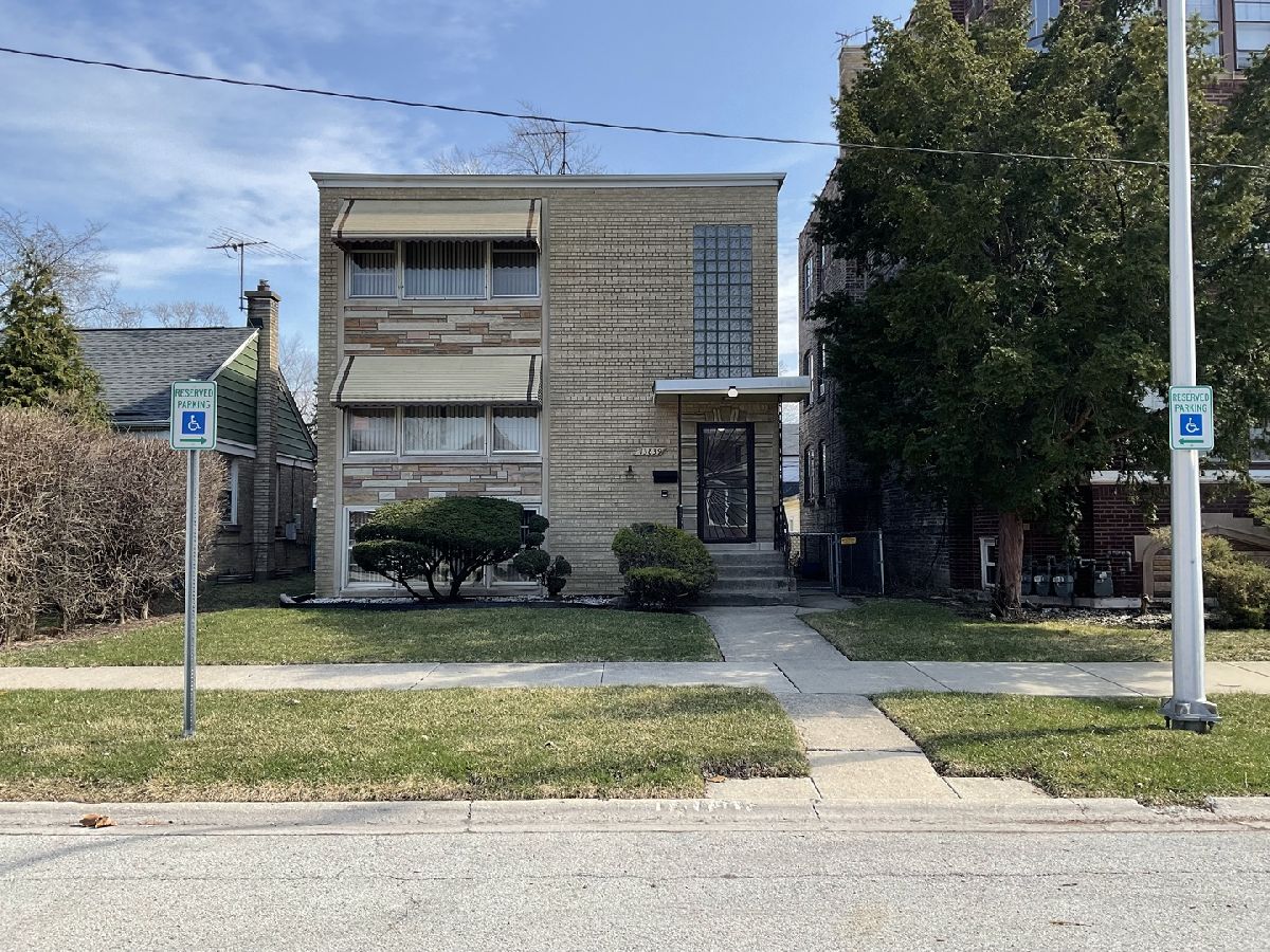  For Sale Riverdale Illinois, 13839 State Street