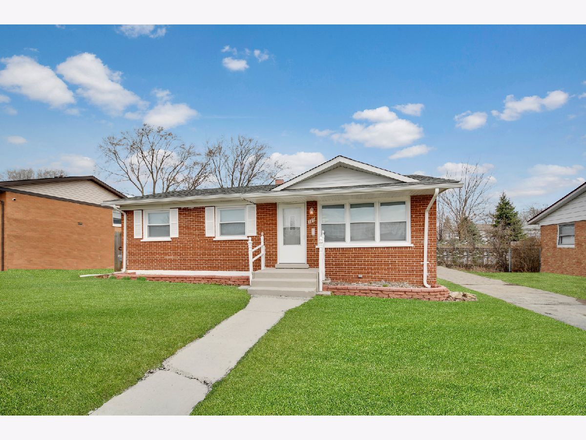  For Sale Chicago Heights Illinois, 379 Hickory Street