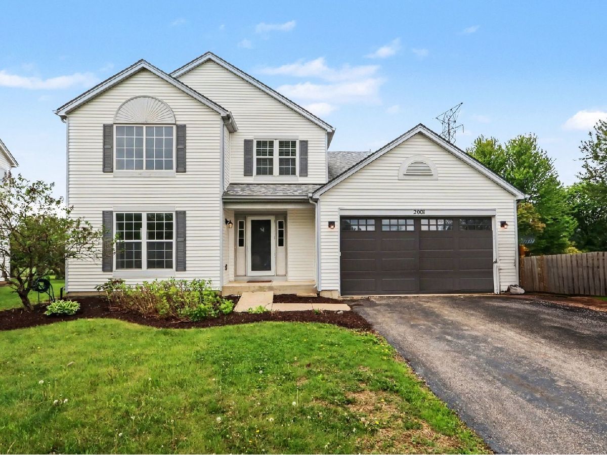  For Sale Romeoville Illinois, 2001 Wedgeport Circle