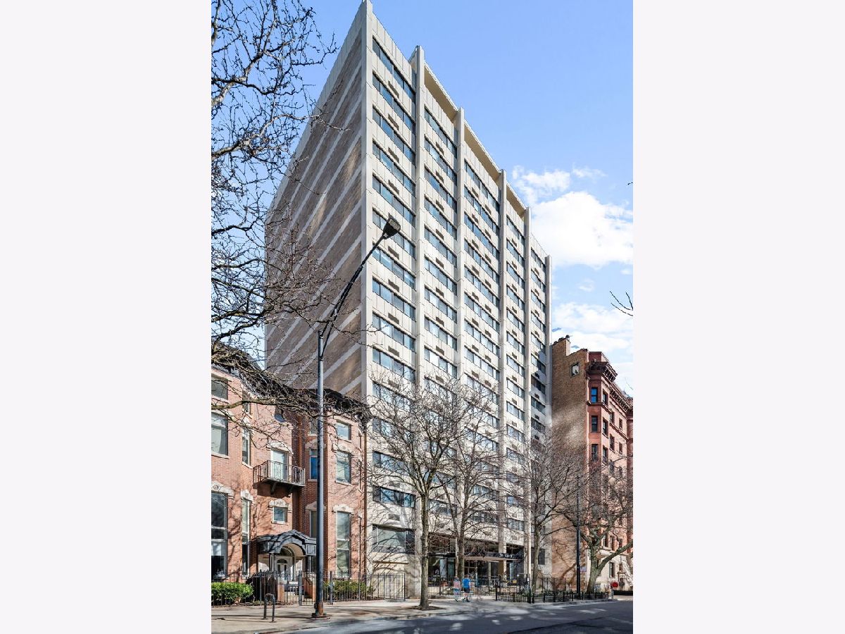  Rented Chicago Illinois, 30 Division