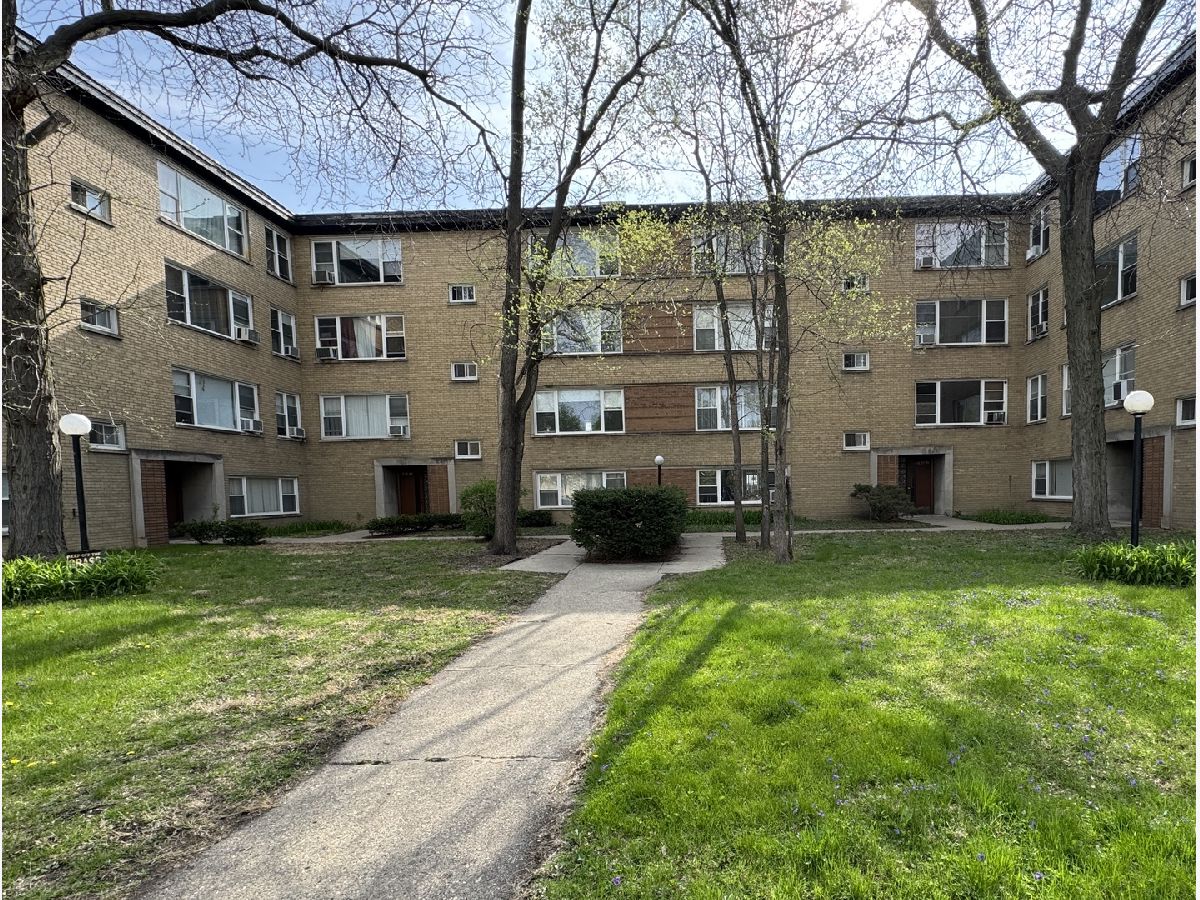  For Sale Chicago Illinois, 6141 Seeley Avenue