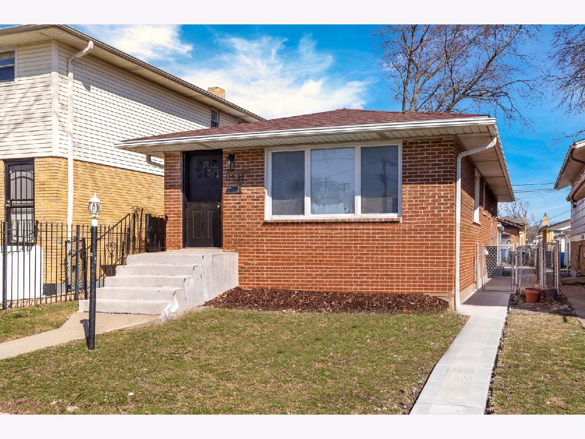  For Sale Chicago Illinois, 11521 Justine Street