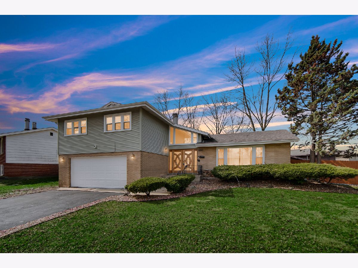  For Sale Homewood Illinois, 18842 Morgan Street