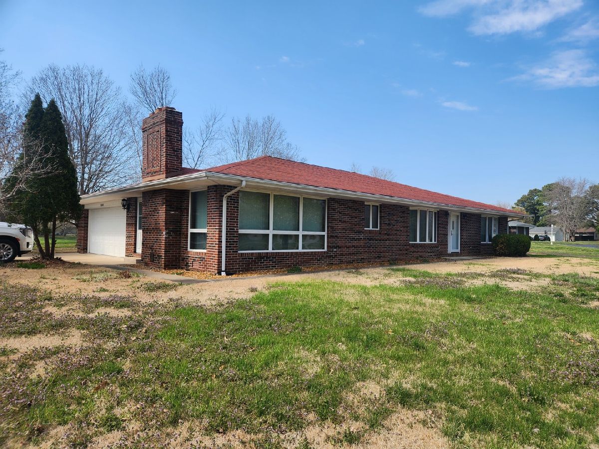  For Sale Pinckneyville Illinois, 3769 Oxbow Road