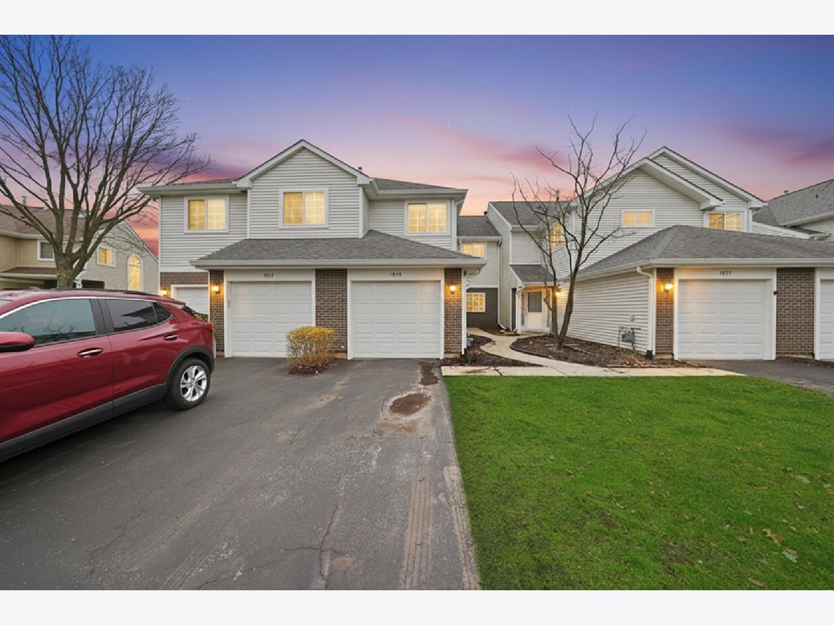 Townhomes & Condos Sold Cambria Lombard Illinois, 1059 Wilson