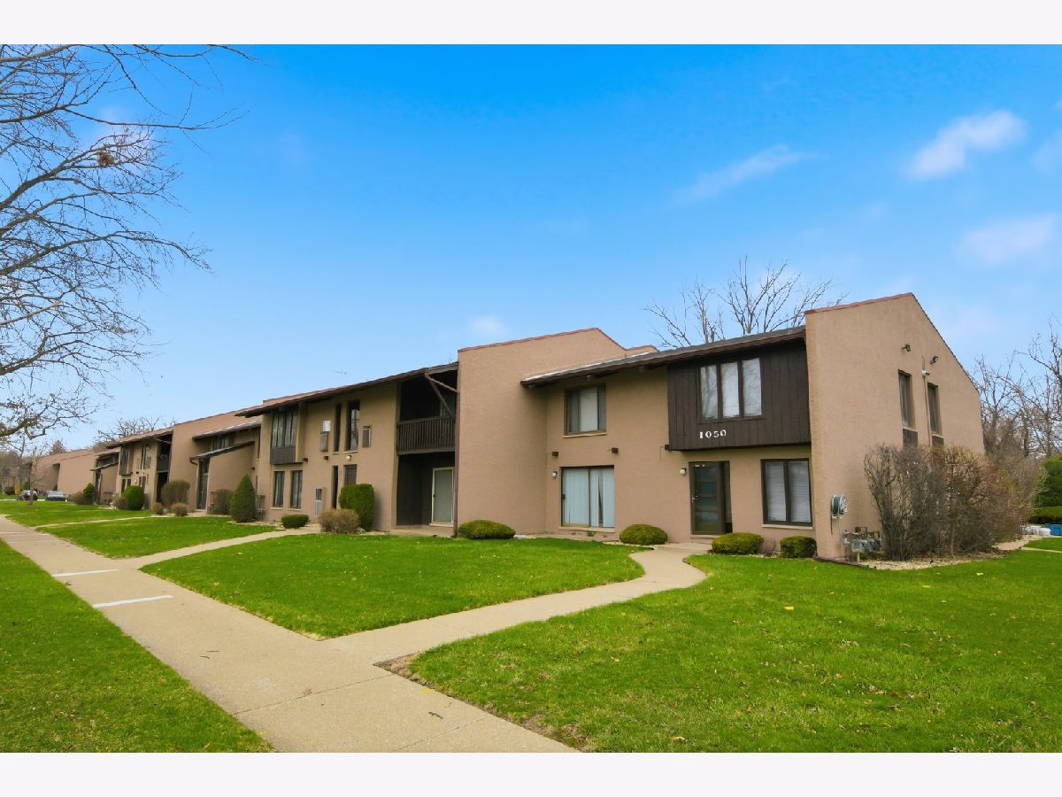  For Sale Homewood Illinois, 1050 Holbrook Road
