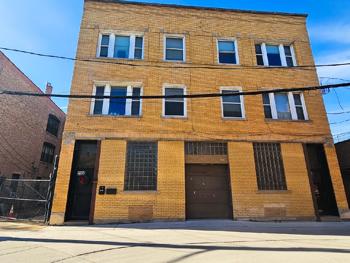  Rented Chicago Illinois, 2028 35th