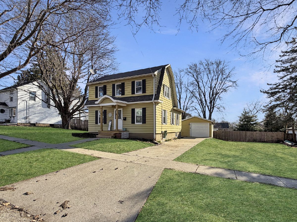  For Sale Freeport Illinois, 319 Foley Avenue