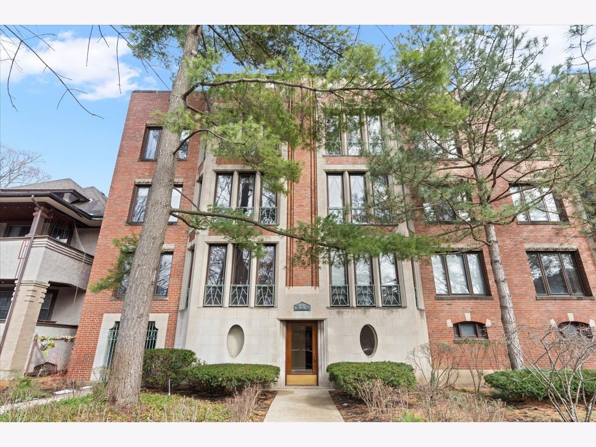  For Sale Oak Park Illinois, 304 Grove Avenue