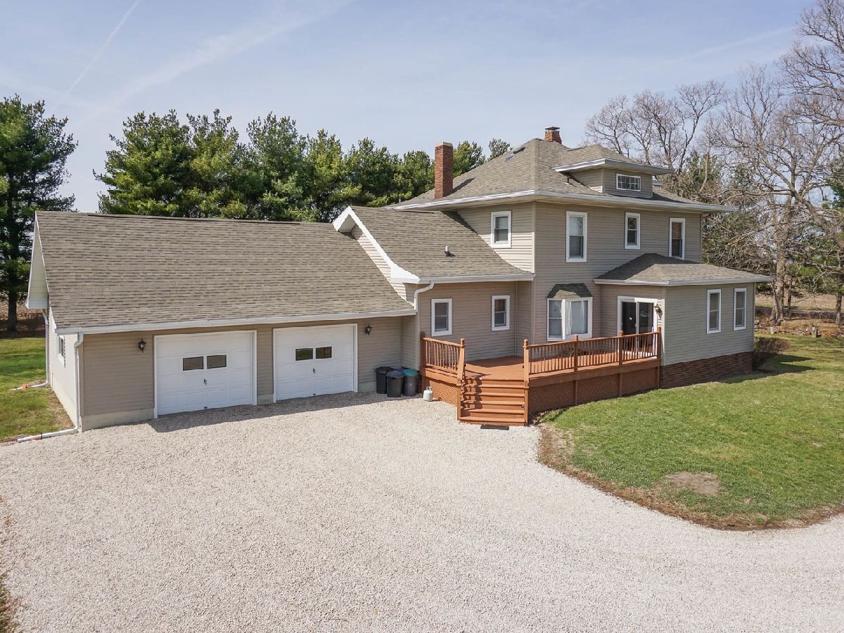  For Sale Minier Illinois, 29679 Lagoon Road