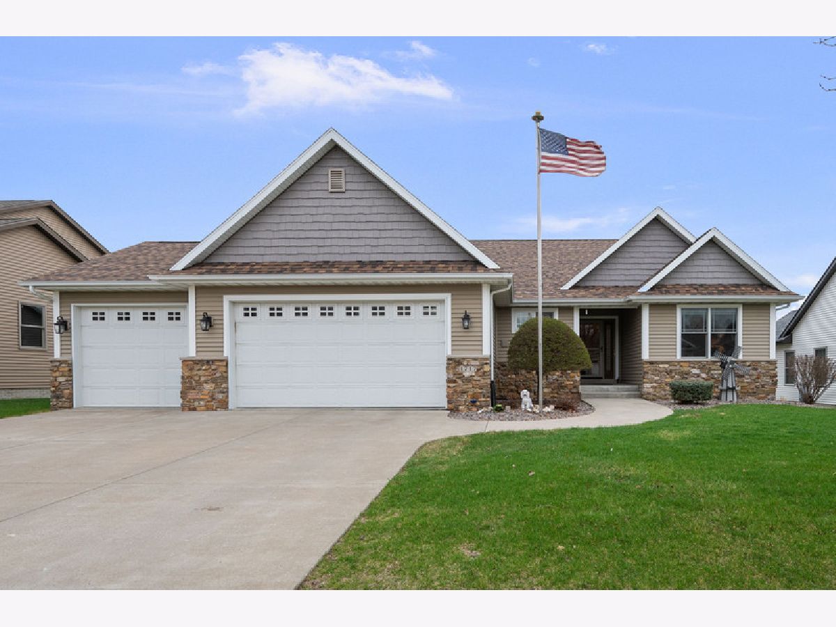  For Sale Davenport Iowa, 1717 61st Street