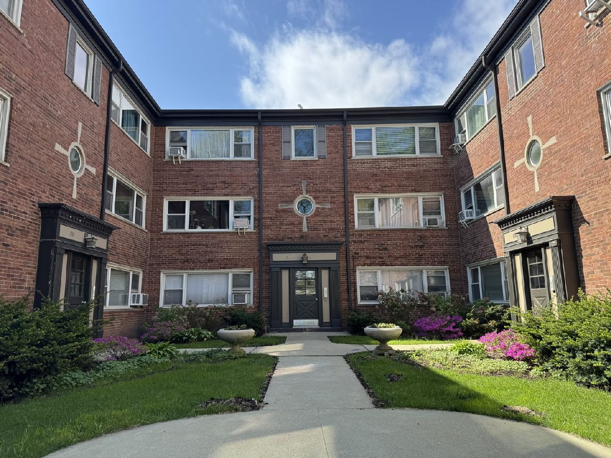 For Sale Evanston Illinois, 1316 Central Street