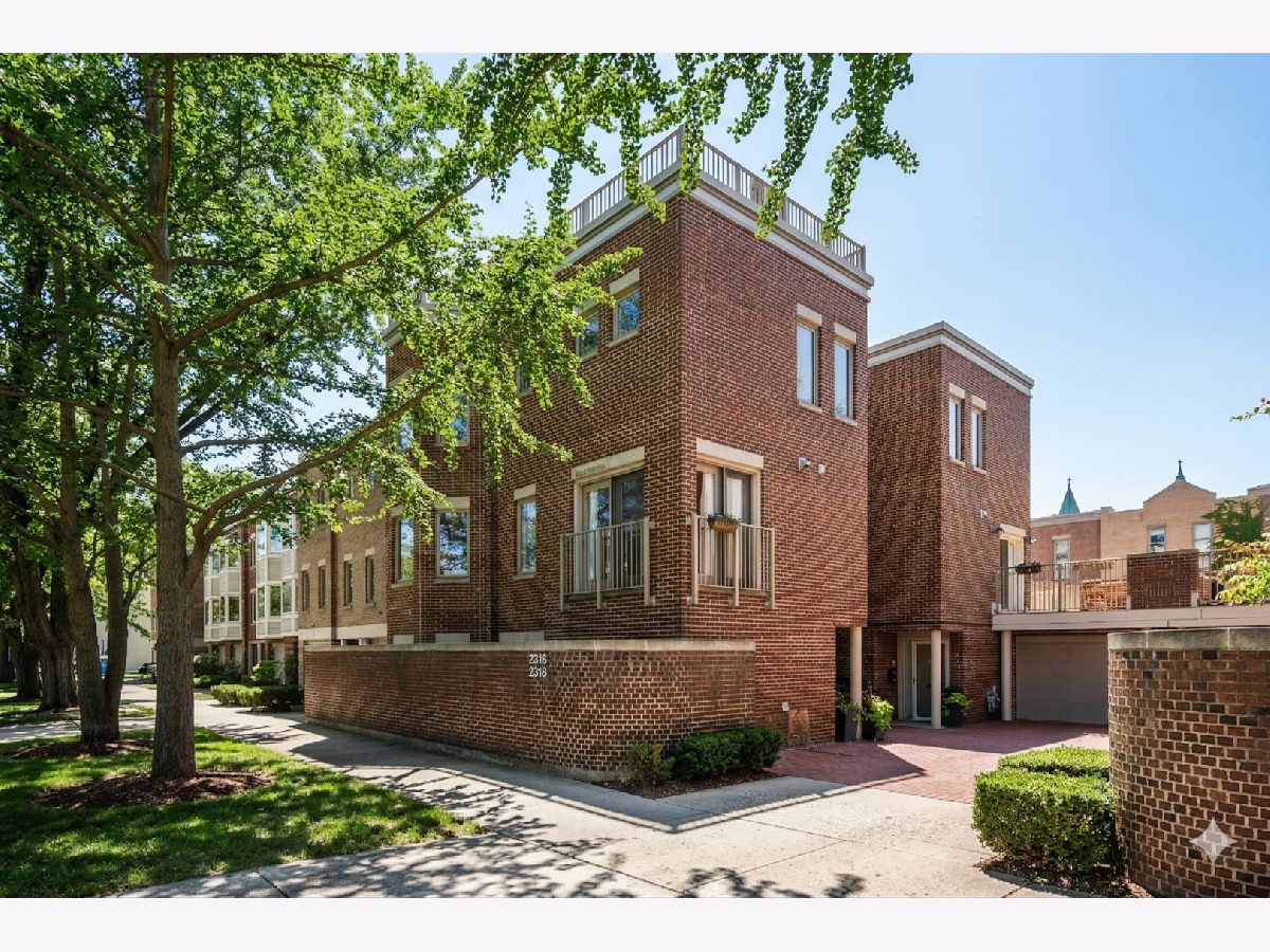 Townhomes For Sale Lakewood Commons Chicago Illinois, 2316 Lakewood Avenue