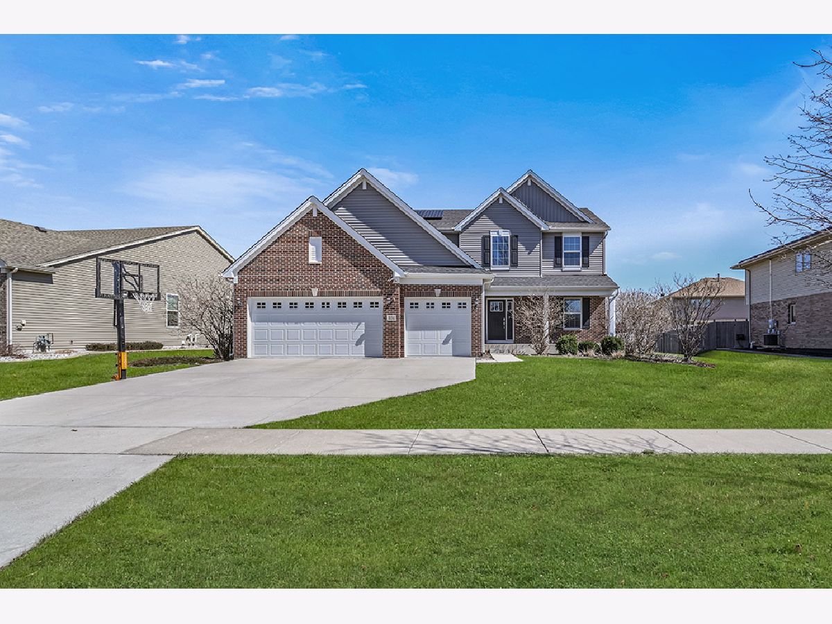 Homes For Sale Indian Ridge Minooka Illinois, 804 Feeney Drive