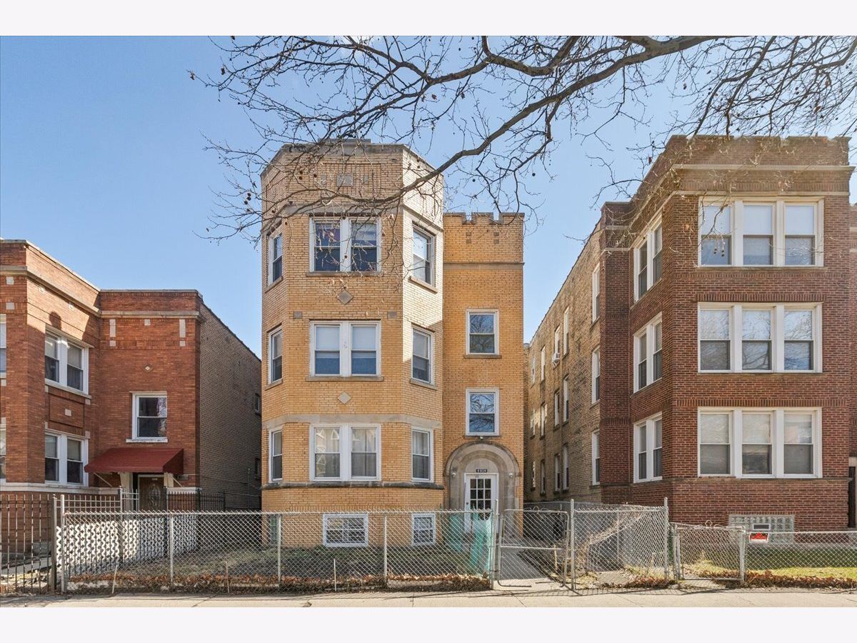  For Sale Chicago Illinois, 6319 Claremont Avenue
