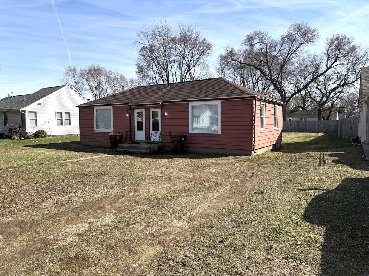  Sold Loves Park Illinois, 921 River Park