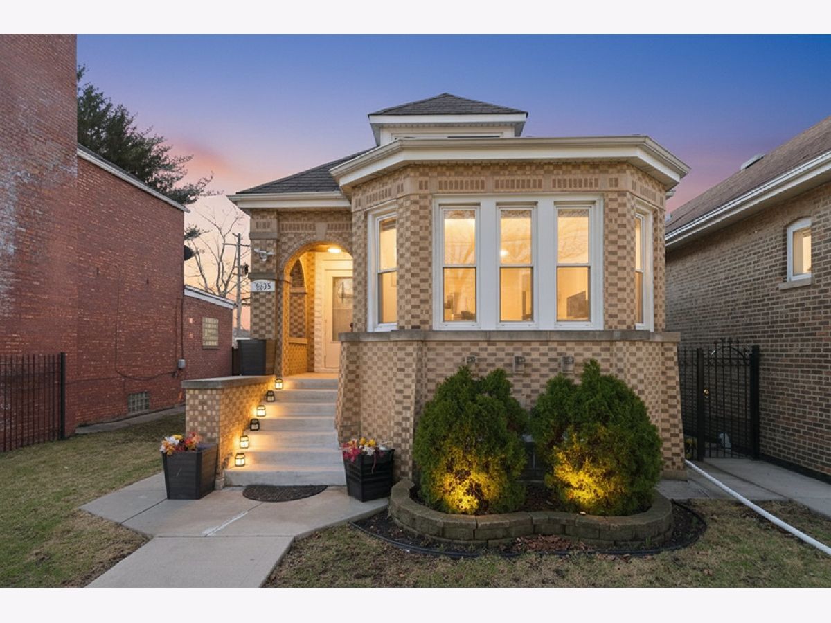  Rented Chicago Illinois, 3835 65th