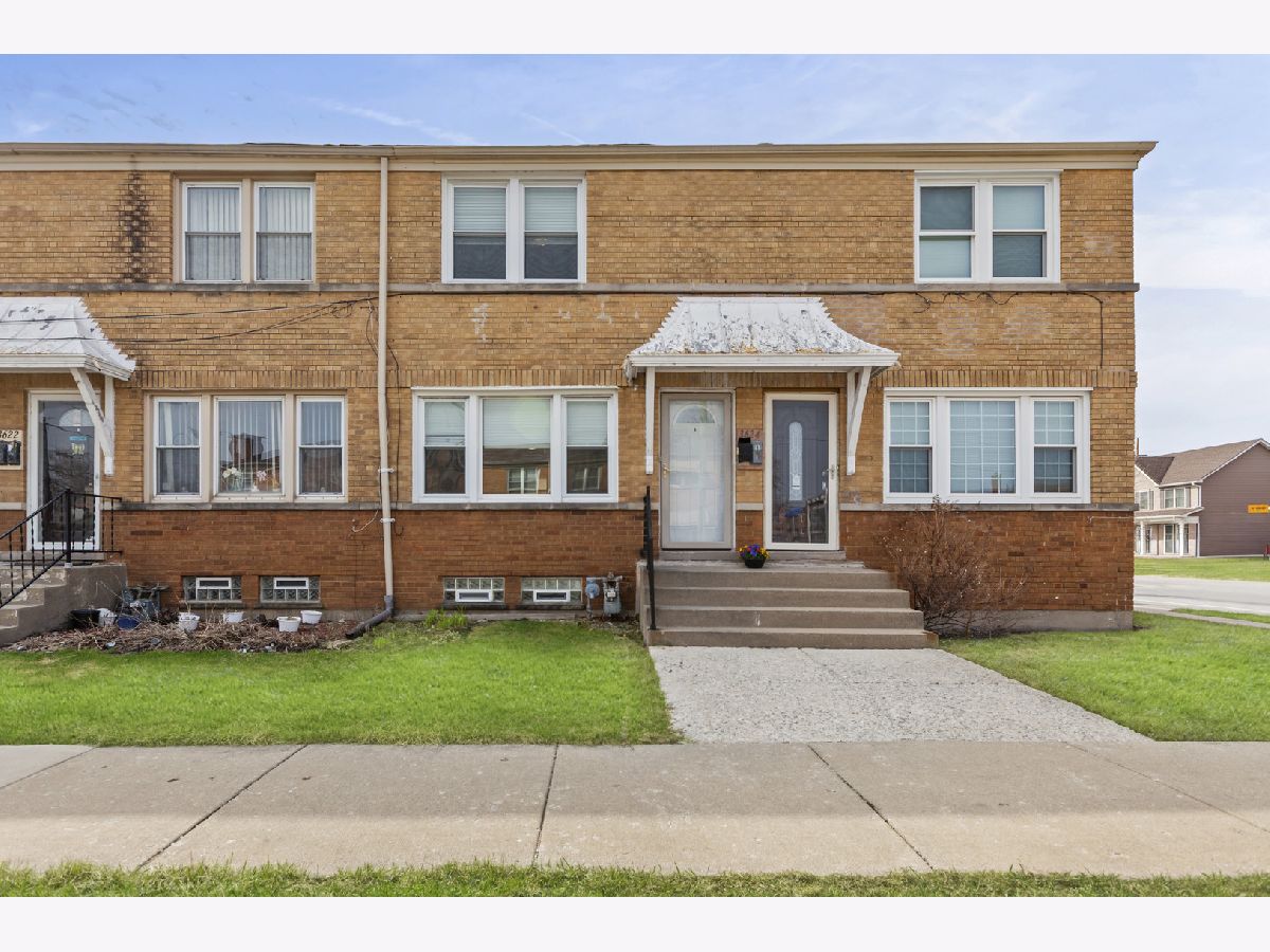  For Sale Bellwood Illinois, 3624 Van Buren Street