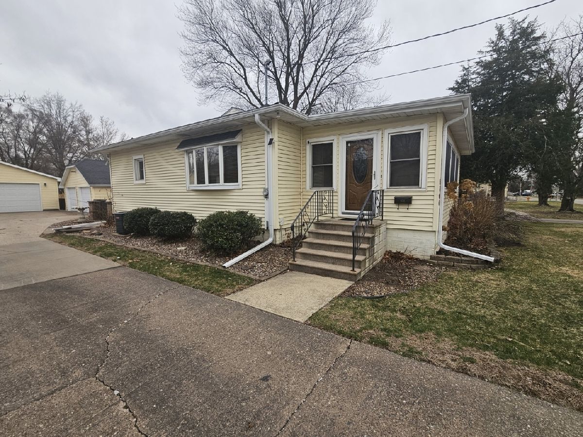  For Sale Moline Illinois, 4506 26th Avenue