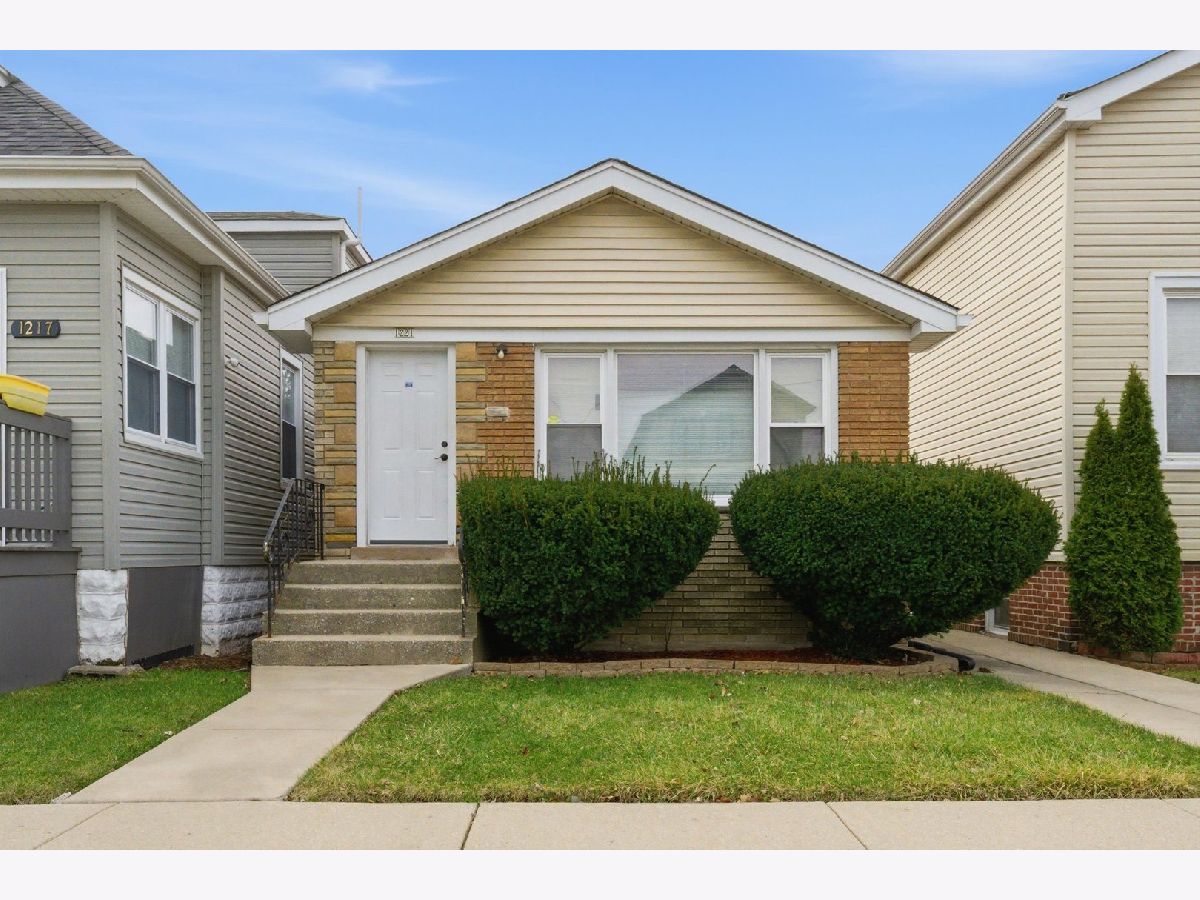  For Sale Chicago Illinois, 1221 97th Place