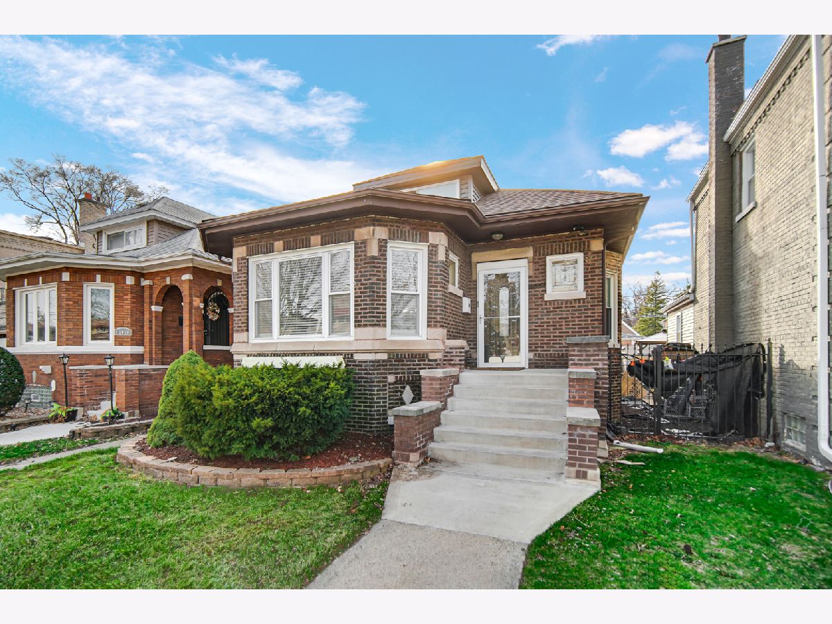  Sold Chicago Illinois, 11008 Wallace