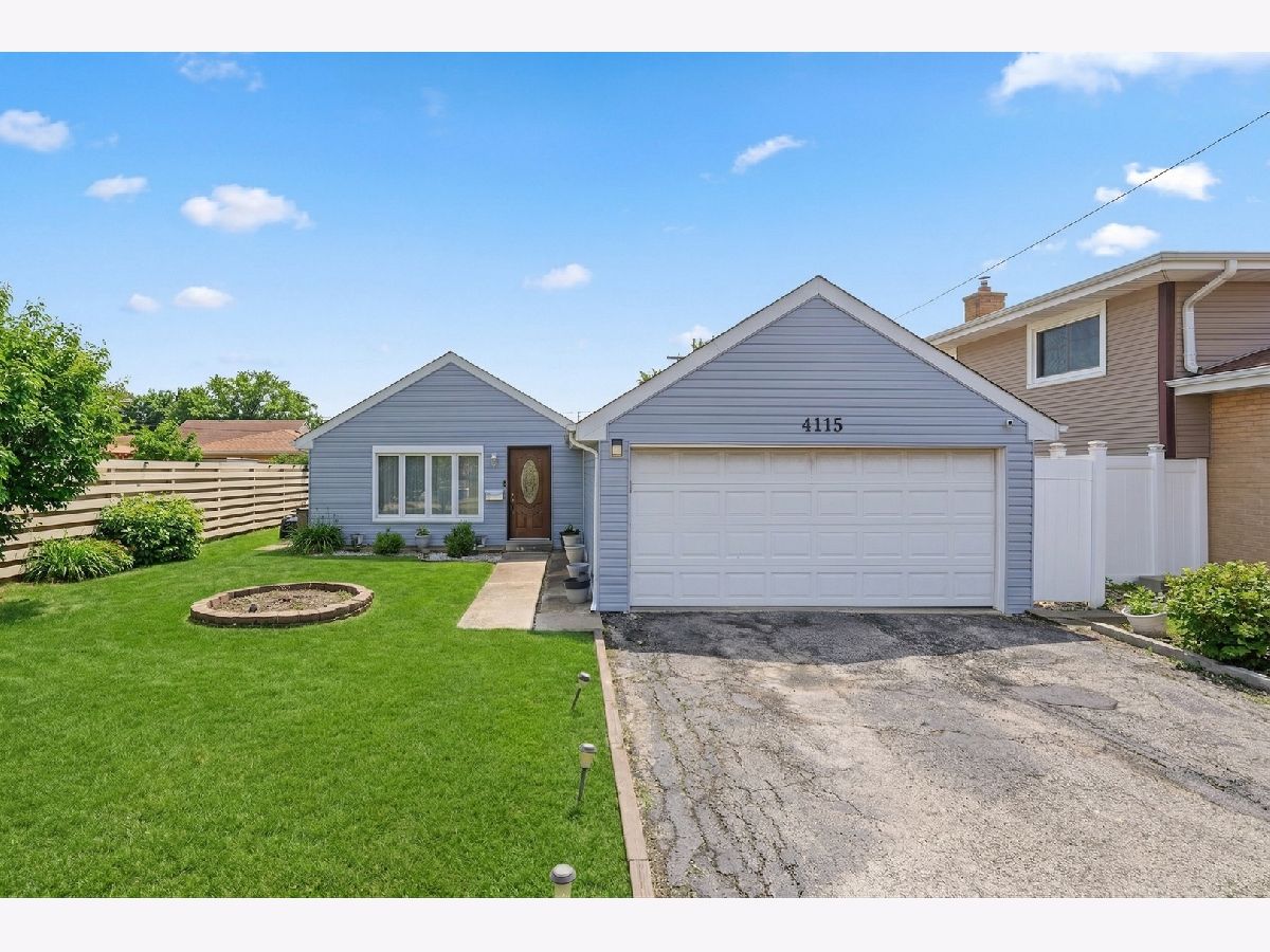  For Sale Schiller Park Illinois, 4115 Denley Avenue