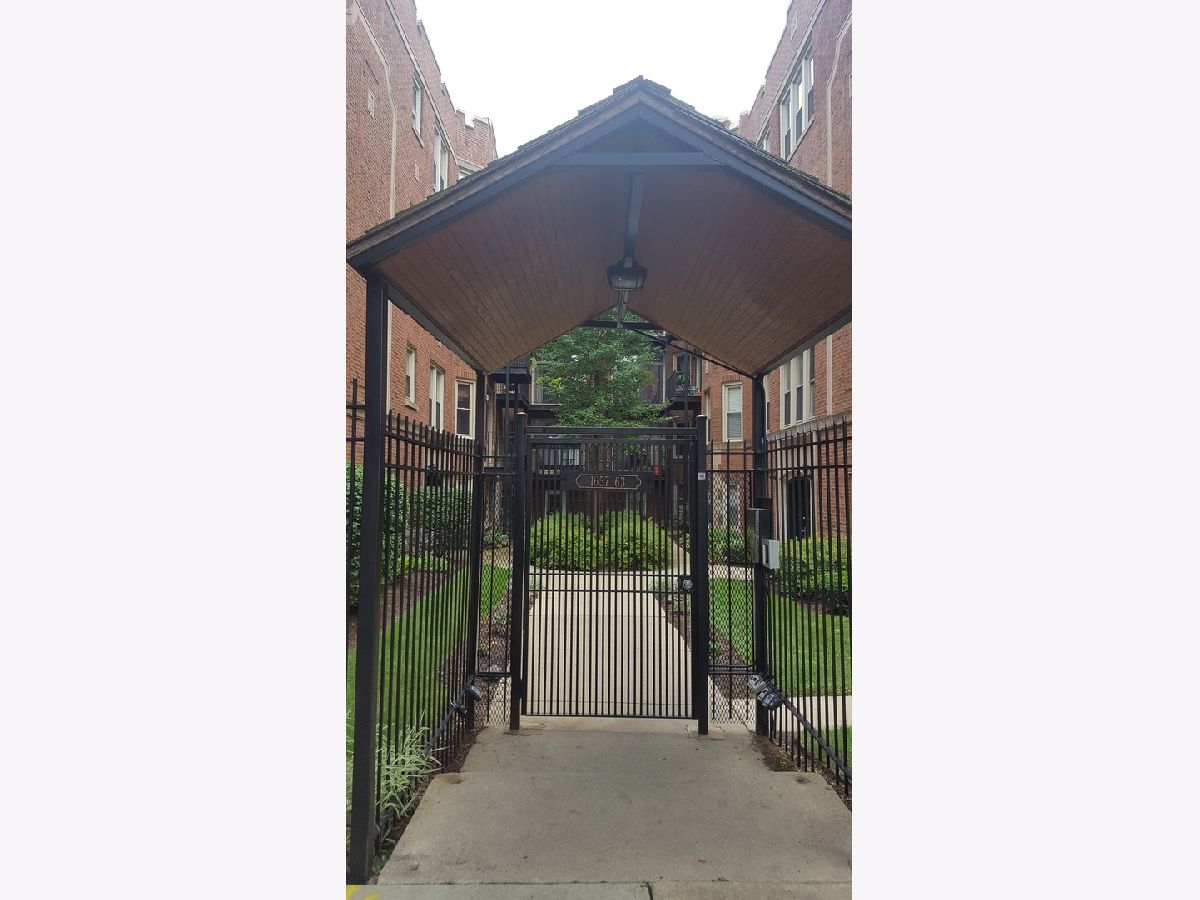 Condominiums Rented Pratt Boulevard Place Chicago Illinois, 1657 Pratt
