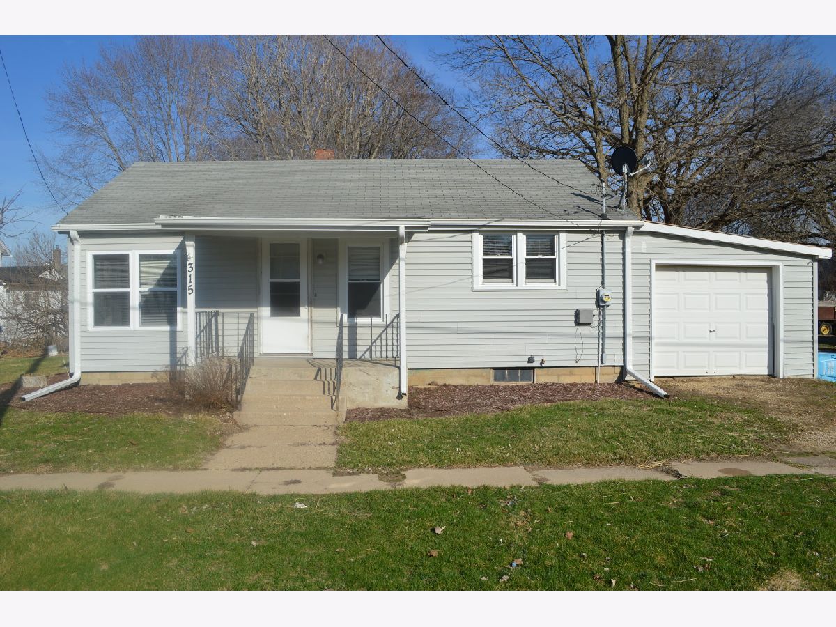 Sold Tiskilwa Illinois, 315 Mound