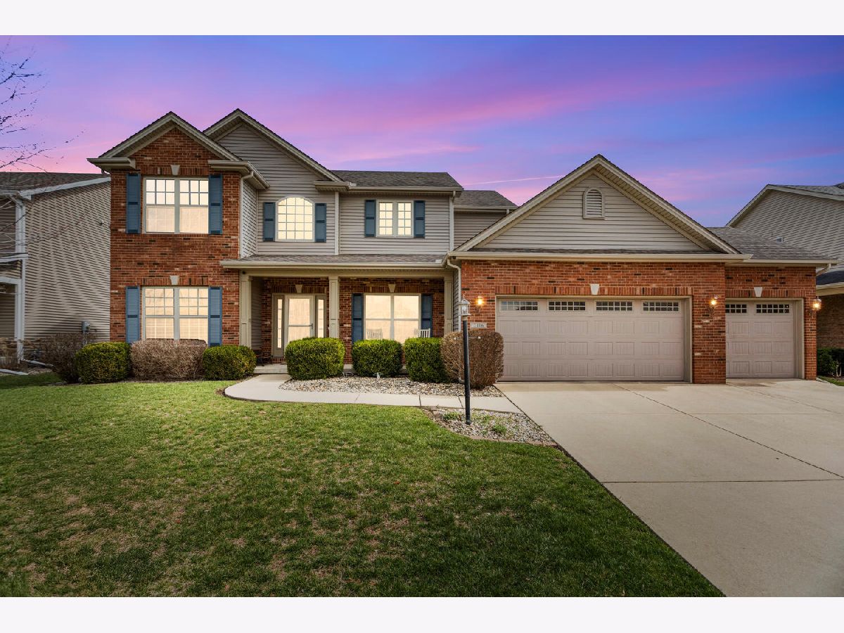 Homes For Sale Wills Trace Champaign Illinois, 2116 Leahs Lane