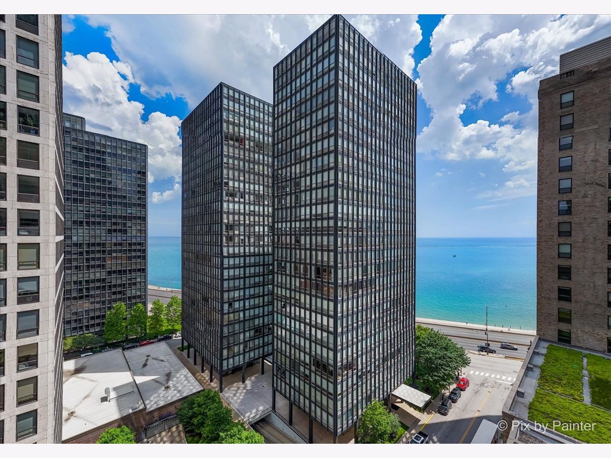 Condominiums For Sale Mies Van Der Rohe Chicago Illinois, 860 Lake Shore Drive
