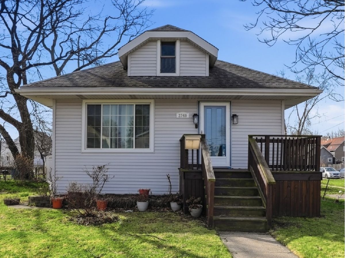  For Sale Blue Island Illinois, 2749 Broadway Street