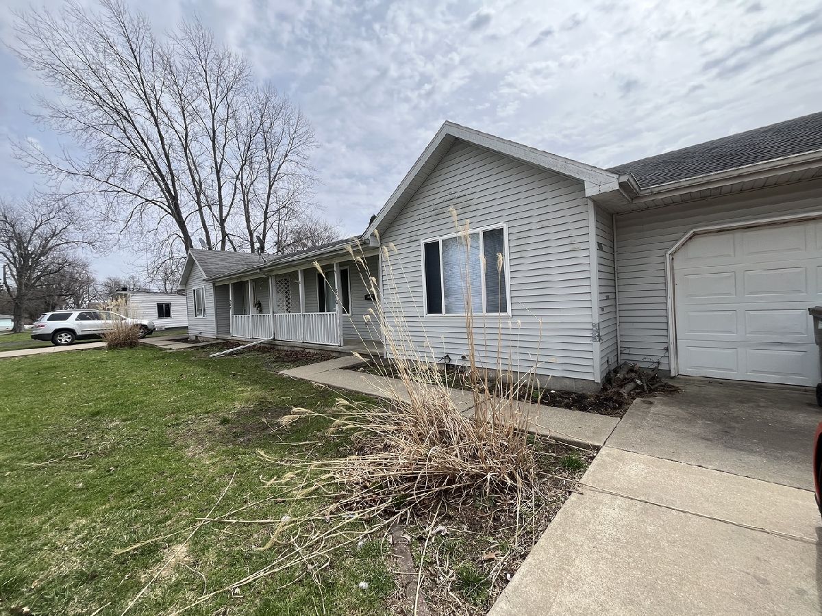  For Rent Aroma Park Illinois, 300 2nd