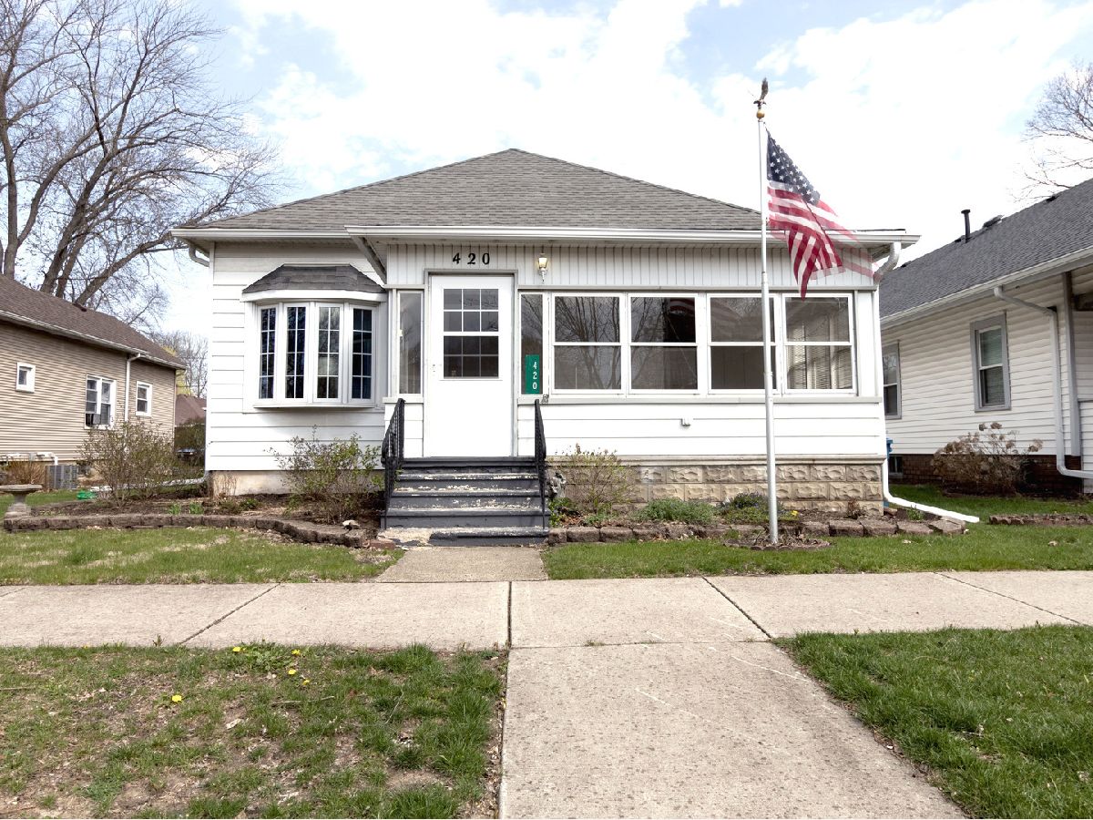  For Sale Morris Illinois, 420 Benton Street
